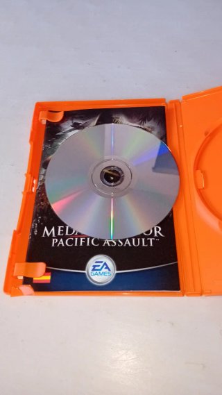 Medal of Honor Pacific Assault PC CD-ROM.