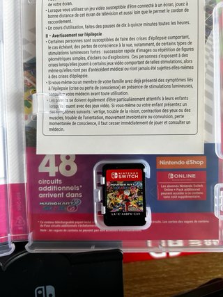 Mario Kart 8 Deluxe Nintendo Switch + Manditos