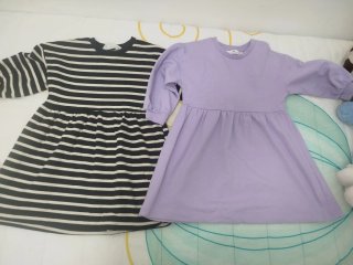 Lote 2 Vestidos H&M Talla 98/104