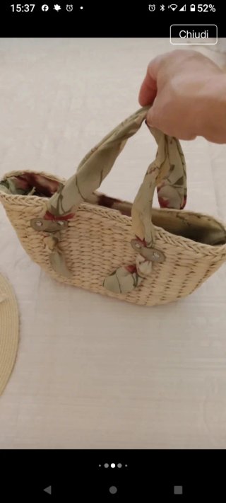 Borsa in paglia e cappello