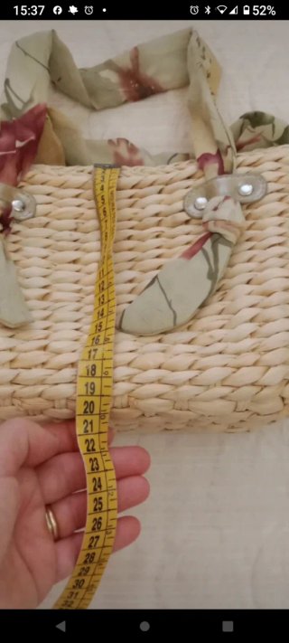 Borsa in paglia e cappello