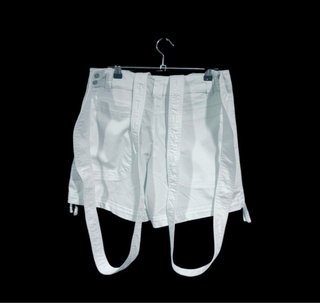 Talla XS. Pantalón vaquero corto NIKE