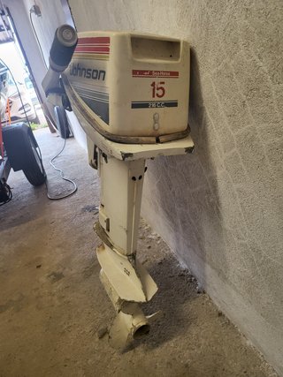 se vende 4 motores nauticos