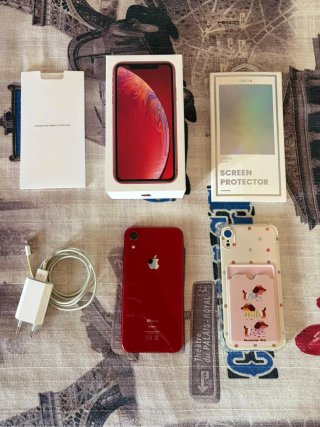 iPhone XR (PRODUCT)RED 64GB