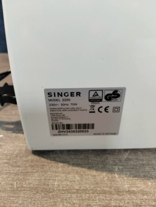Singer Tradition 2250 - Máquina de Coser