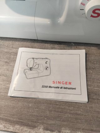 Singer Tradition 2250 - Máquina de Coser