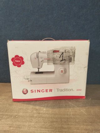 Singer Tradition 2250 - Máquina de Coser