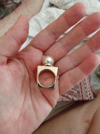 Anillo bisutería perla grande dorado