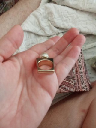Anillo bisutería perla grande dorado