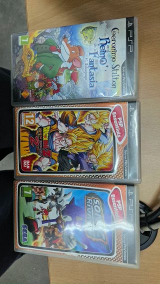 Lote 4 Giochi PSP