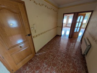 PISO ECONÓMICO EN YECLA