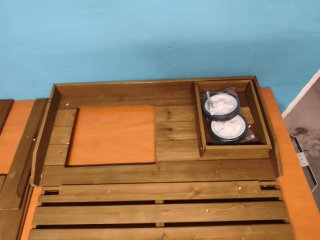 Tavolo da giardinaggio in legno