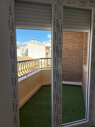 PISO EN EL CENTRO DE YECLA