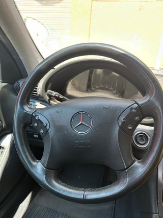 Mercedes-Benz Clase C 2004