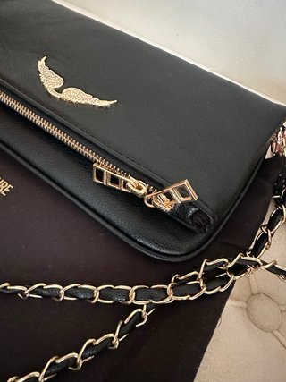 Bolsa Zadig & Voltaire preta com detalhes dourados