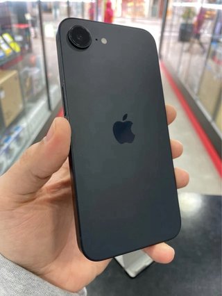 iPhone 16e Negro