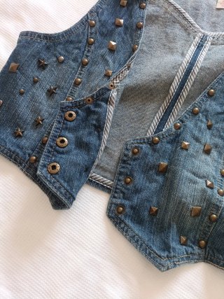 Chaleco vaquero con tachuelas Talla M