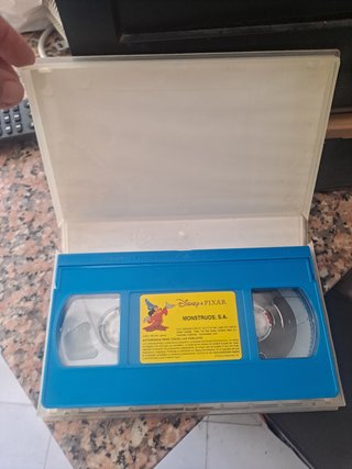 Monstruos S.A. VHS Disney Pixar Español
