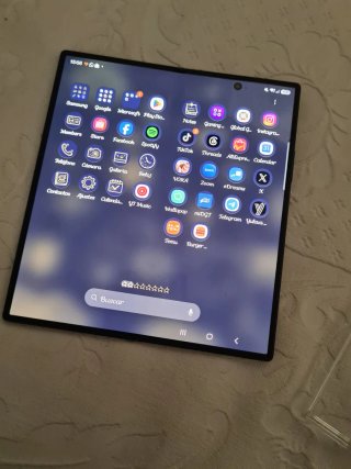 Samsung Galaxy Z Fold 7 con caja y factura