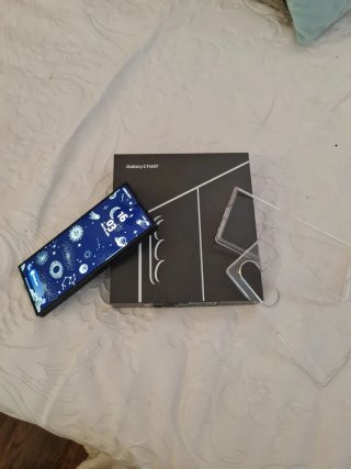Samsung Galaxy Z Fold 7 con caja y factura