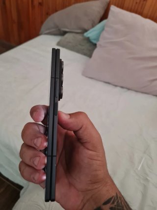 Samsung Galaxy Z Fold 7 con caja y factura