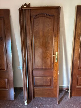 Puerta Madera Maciza con Marco