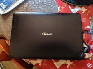 Ordenador portátil Asus Plata y Negro