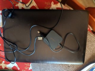 Ordenador portátil Asus Plata y Negro