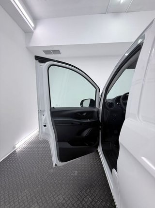 Mercedes Vito 110 CDI TD LARGO 2.2 (115cv)