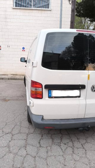 Vendo furgoneta Volkswagen T5 transportes 2.5 TDI