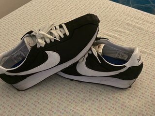 Zapatillas Nike Negras y Blancas