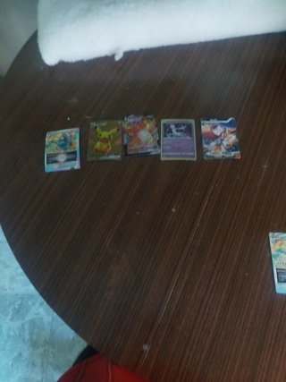 Cartas Pokémon Variadas