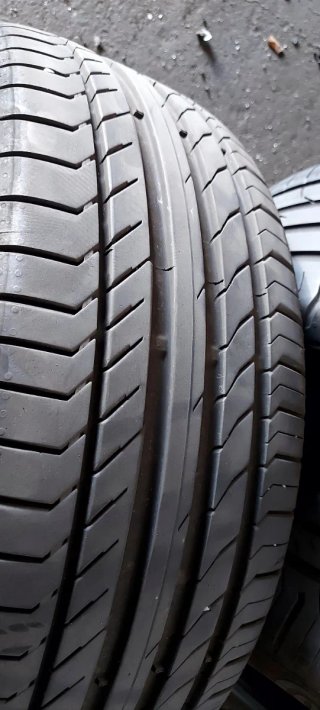 225/45 R19 96W