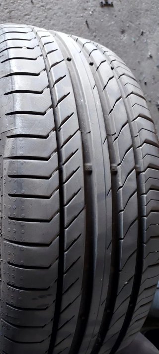 225/45 R19 96W