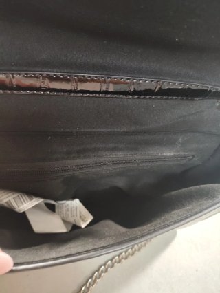 Bolso negro Stradivarius efecto piel