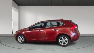 Volvo V40 1.6 D2 SUMMUM 115 5P