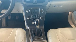 Volvo V40 1.6 D2 SUMMUM 115 5P