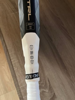 Pala Adidas Metalbone Carbon Control 2025