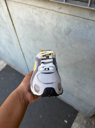 New Balance 204 Grigio Giallo