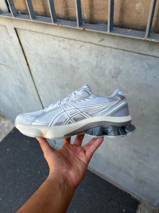Asics Gel Kinect Fluent Argento/Bianco
