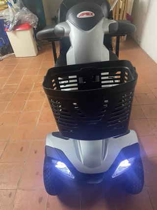 Scooter eléctrico Apex como nuevo