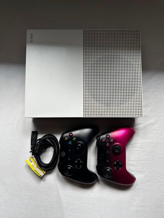XBOX ONE S 1TB