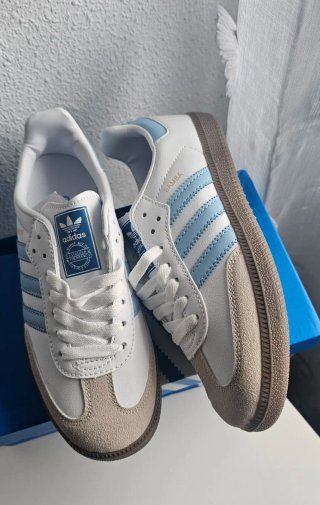 Adidas Samba OG Azul Cielo