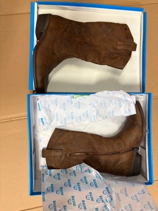 Botas de mujer marrones