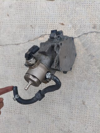 Bomba Altas y Vacío Golf 7 GTI 06L145100B