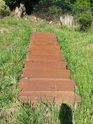 Escalera de hierro