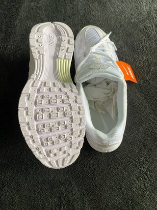 Zapatillas Nike P6000 Talla 40 Blancas