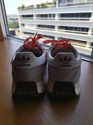 Adidas Retropy E5 Laranja e Branco Tamanho 42 2/3