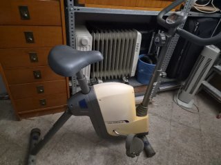 Bicicleta Estática Domyos plegable.