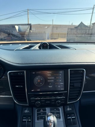 Porsche Panamera 2011